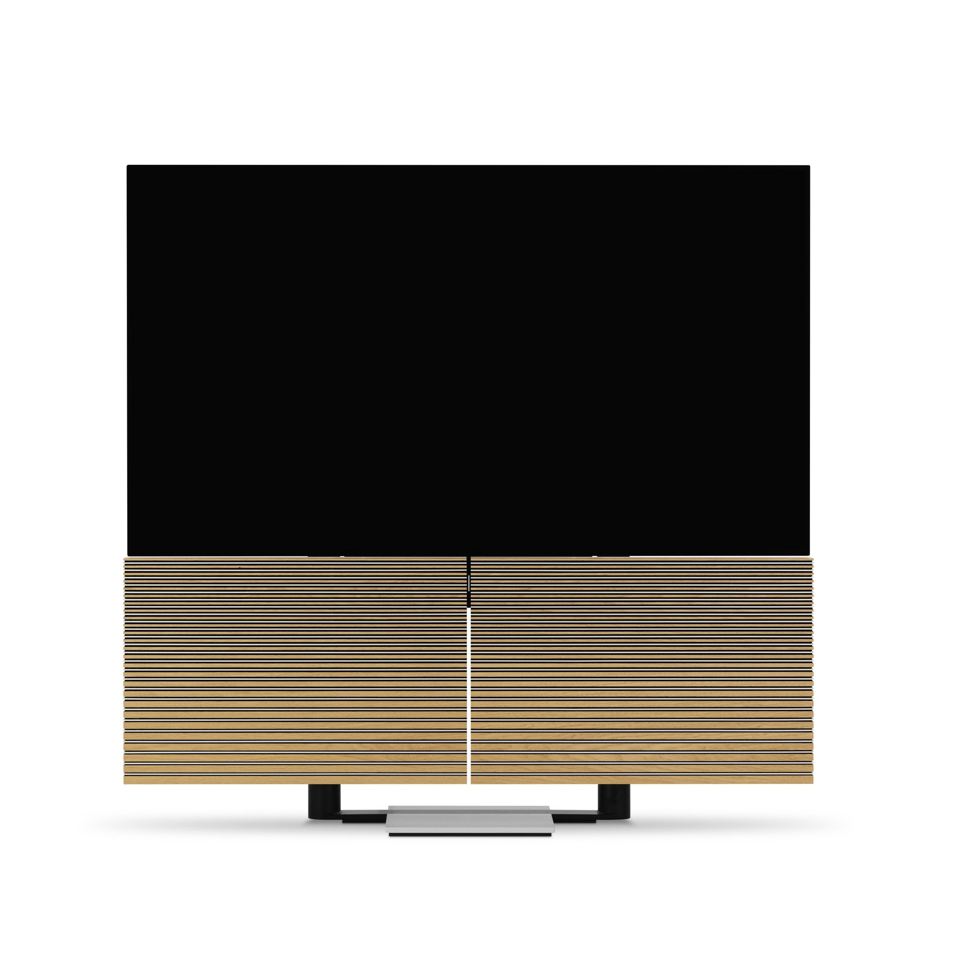 Beovision Harmony in silber/oak auf Bodenstandfuß  sich öffnendes Soundcenter frontale Ansicht