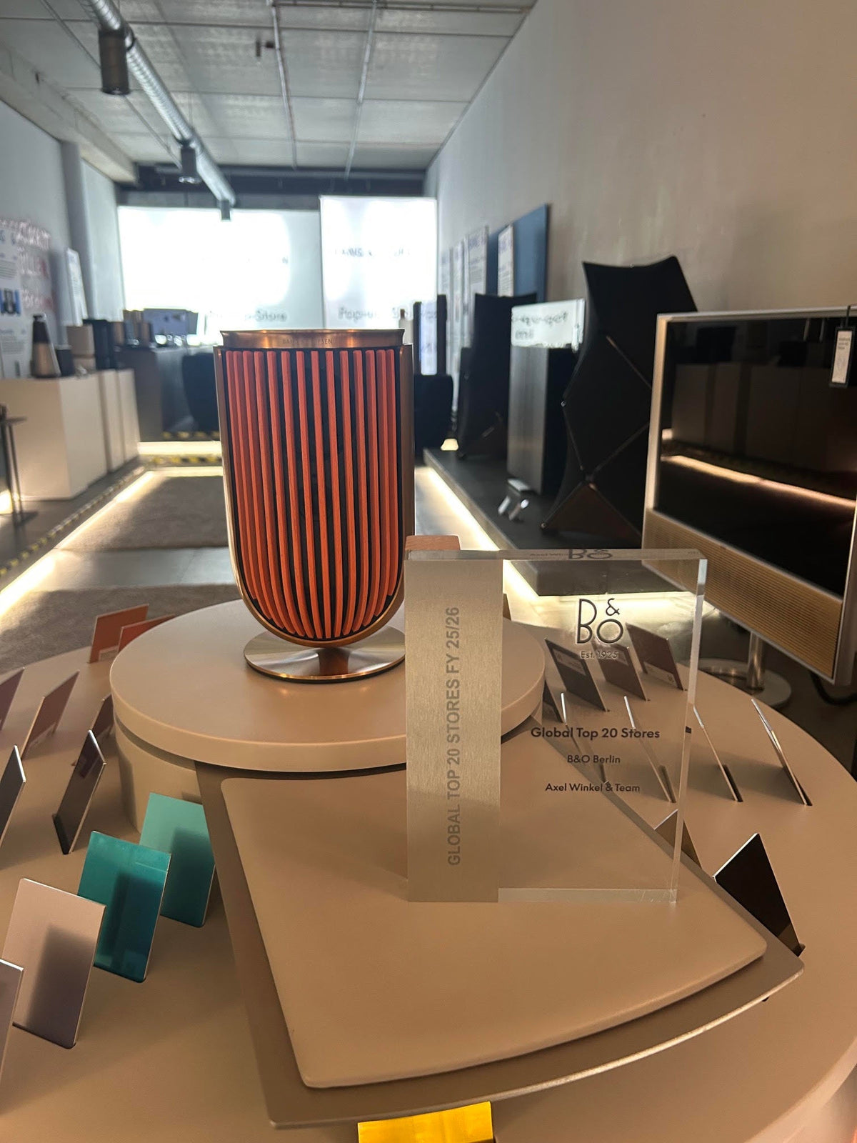 Ausgezeichnete Exzellenz: Bang & Olufsen Berlin gehört zu den Top 20 Stores weltweit!