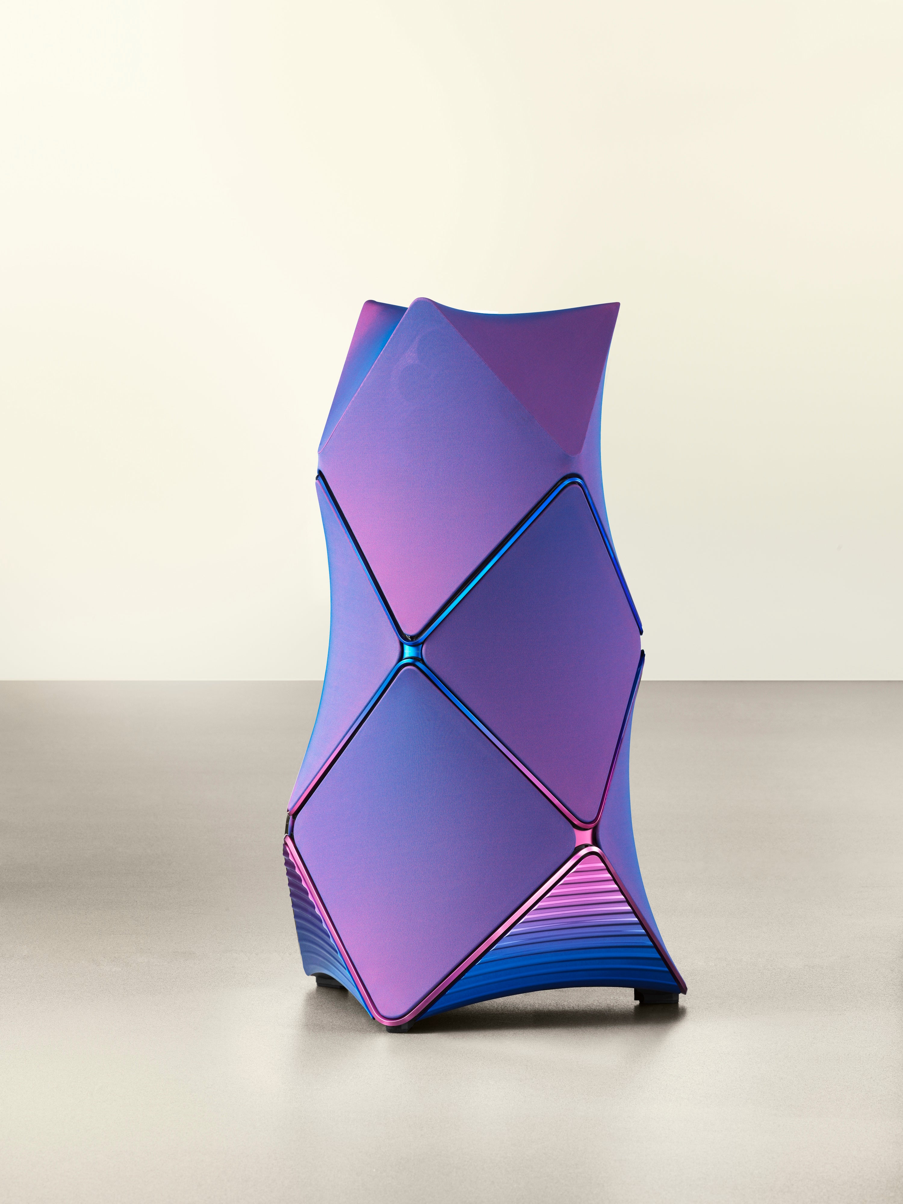Beolab 90 von Bang & Olufsen in der limitierten Mirage Edition