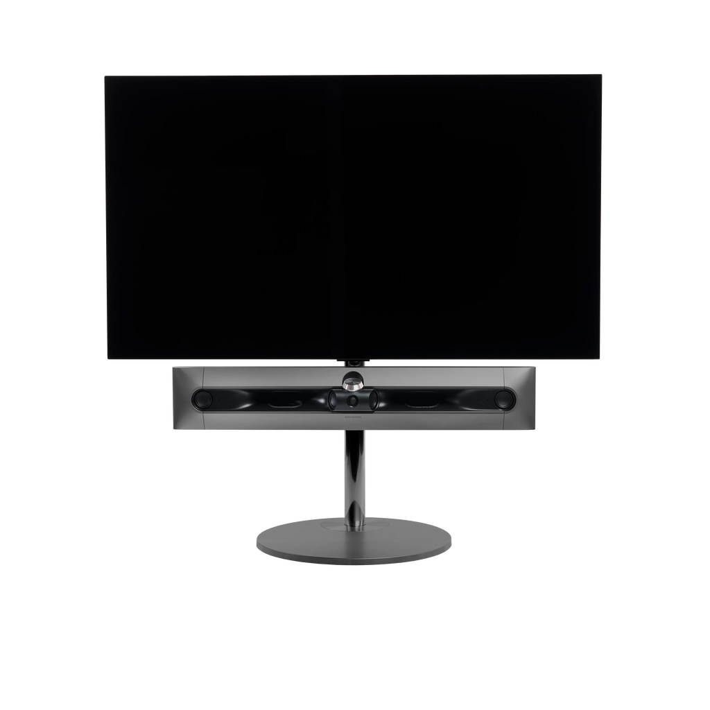 Beosound Premiere in black anthracite auf Bodenstandfuß von stb brackets,  ohne Abdeckung vorn, mit 55  Zoll LG OLED Panel - Ansicht frontal 