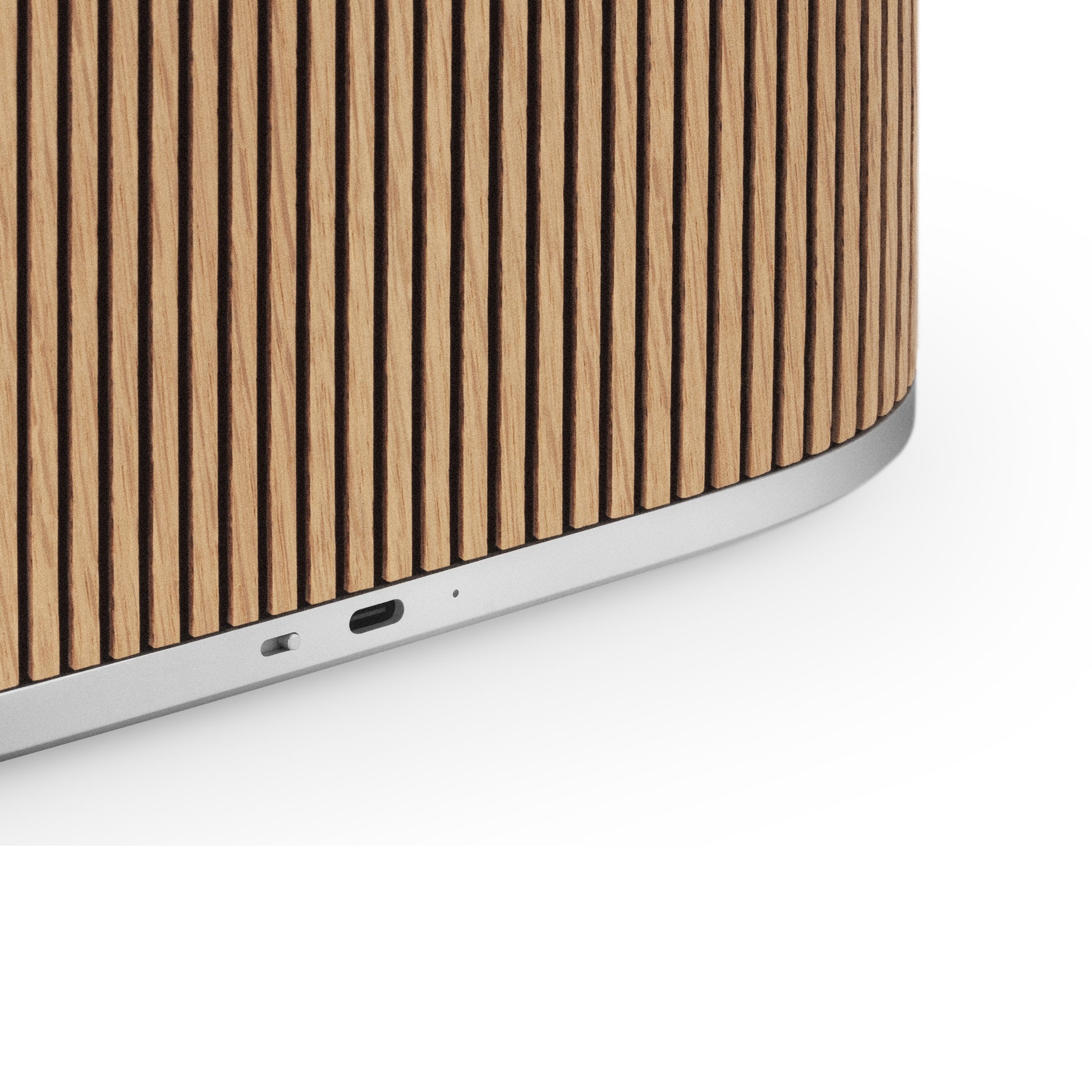 Bang & Olufsen BeoSound A5 oak wood ladeanschluss