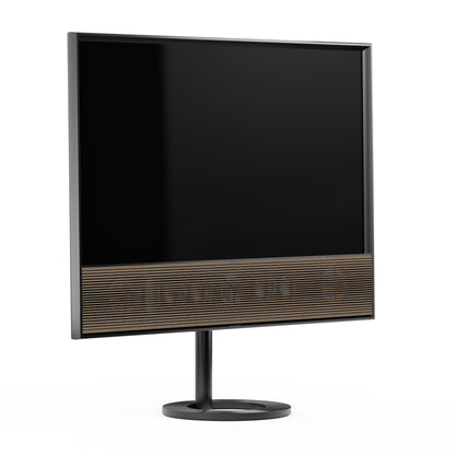 B&O Bang & Olufsen Beovision Contour in 55 Zoll in Black Anthracite mit smoked oak Cover auf Bodenstandfuß - Ansicht von schräg vorn